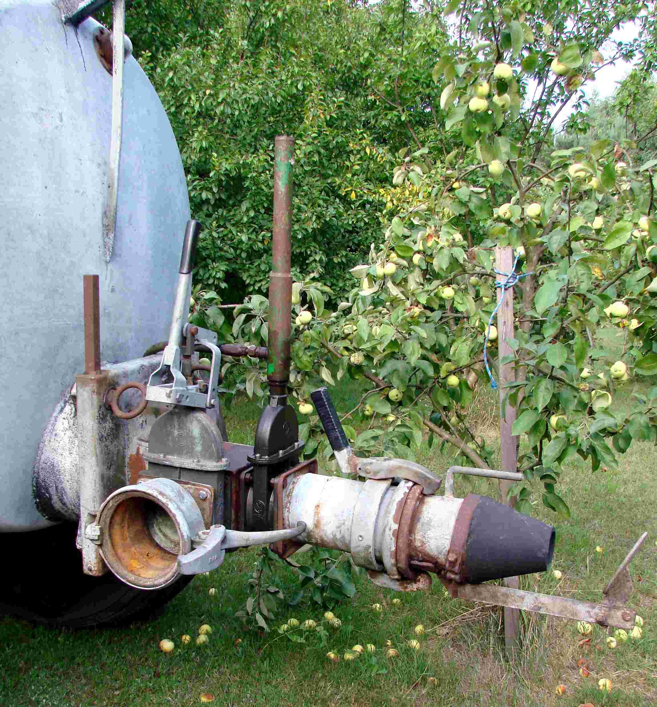 IH beczkowóz IPSAM - 1979 - 4000 — zdjęcie 4