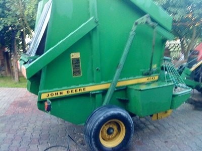Prasa zwijajaca John Deere 410 — zdjęcie 2