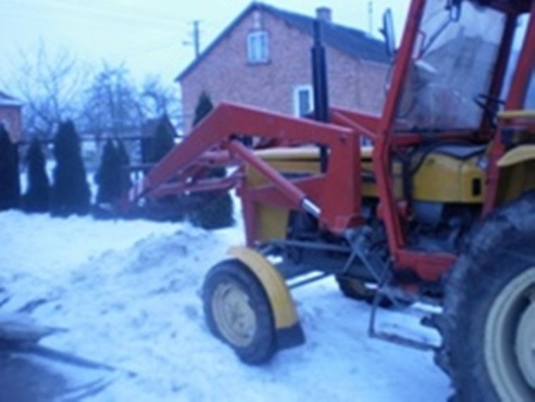 Ursus C-360 3P z turem — zdjęcie 4