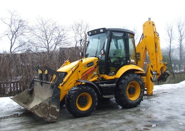 Koparko ładowarka JCB 3CX Contractor z roku 2007 — zdjęcie 1