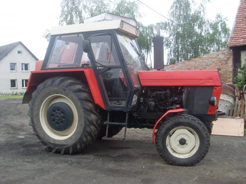 ciagnik rolniczy zetor 10011 — zdjęcie 1