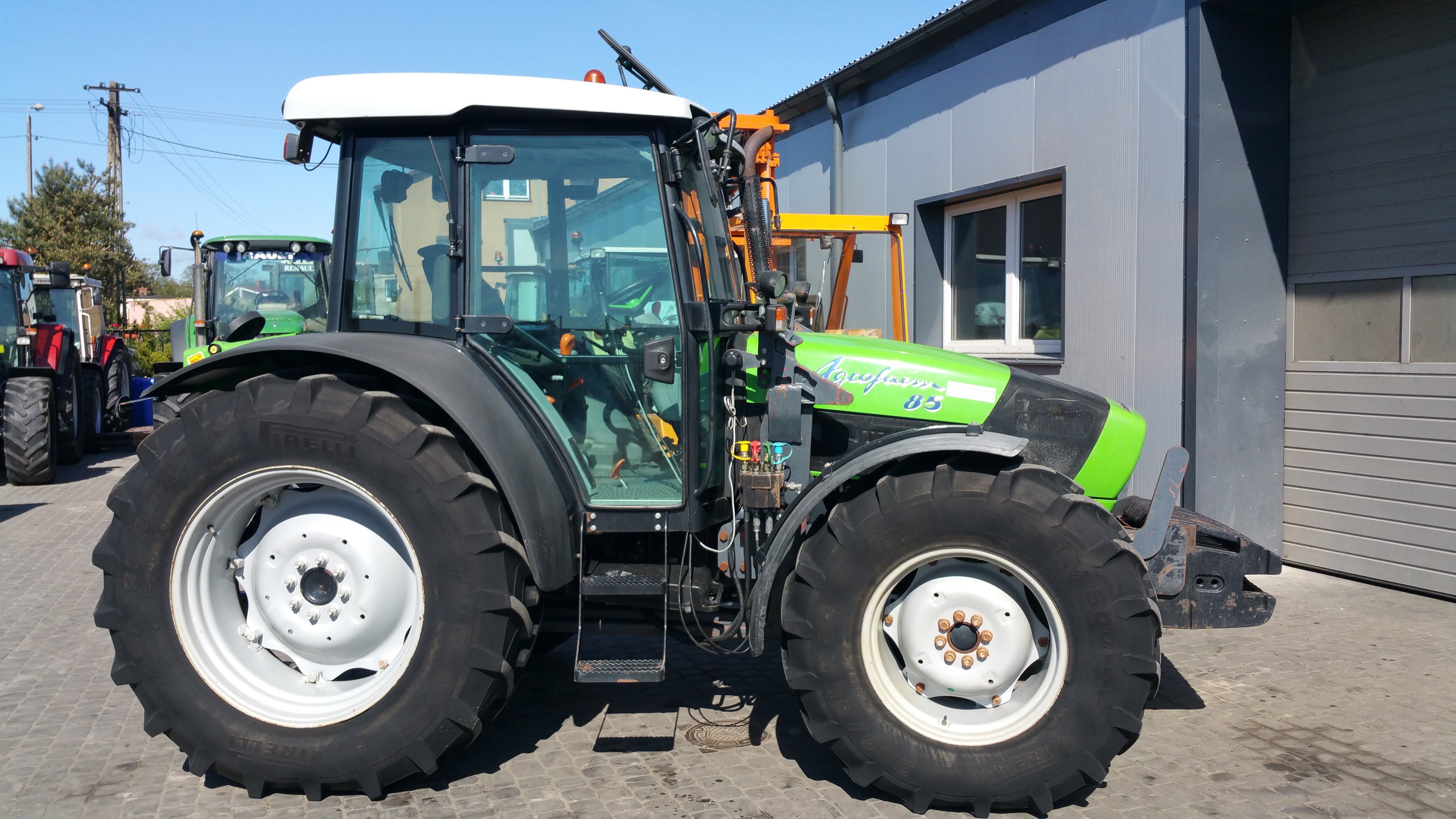 Deutz-Fahr AGROFARM 85 Ciągnik Traktor — zdjęcie 5