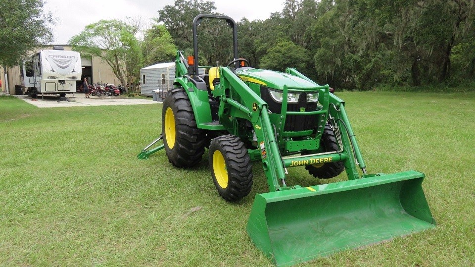   Ciągnik John Deere M405 - 2014 + ładowacz czołowy — zdjęcie 2