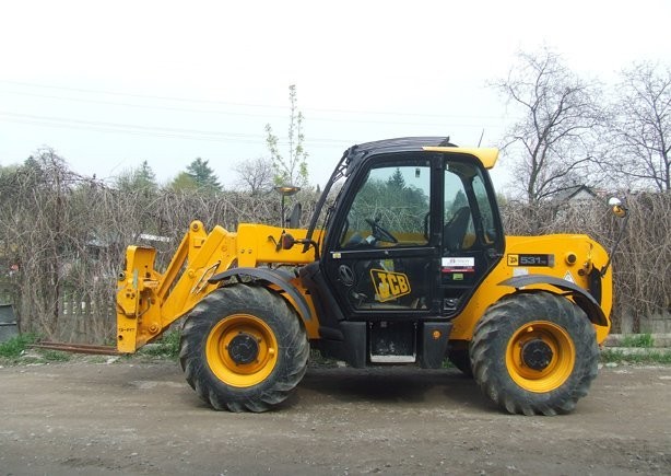 ŁADOWARKA TELESKOPOWA JCB 531-70