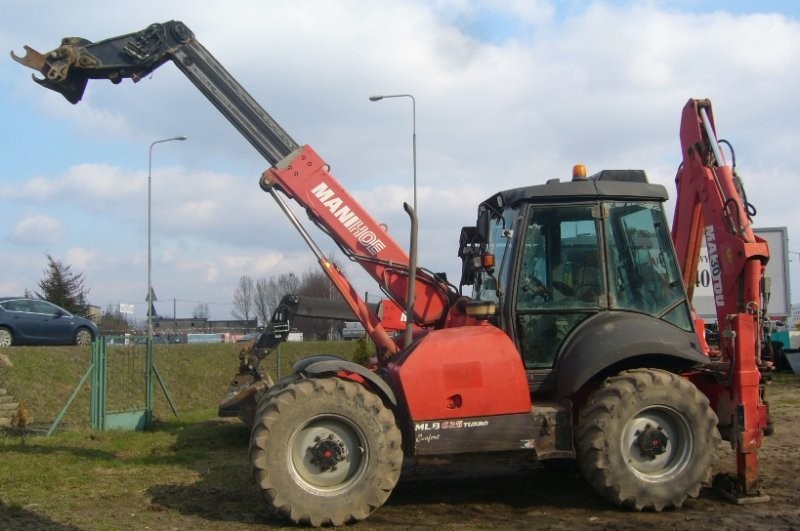KOPARKO - ŁADOWARKA TELESKOPOWA MANITOU MLB 625 — zdjęcie 2