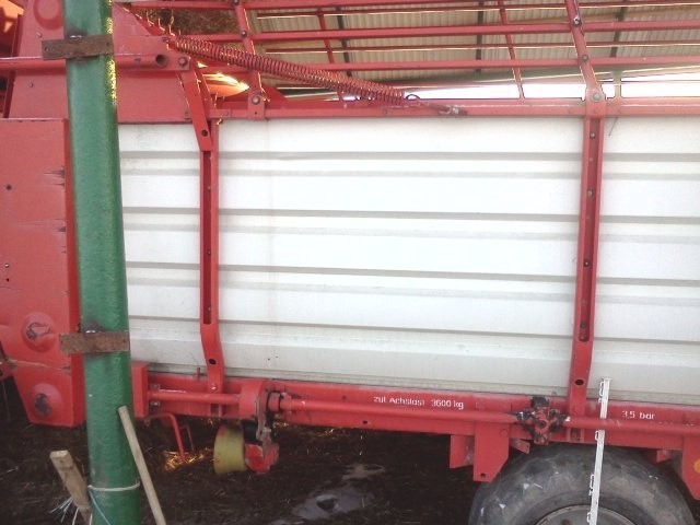 Przyczepa samozbierająca POTTINGER ERNTEWAGEN II — zdjęcie 2