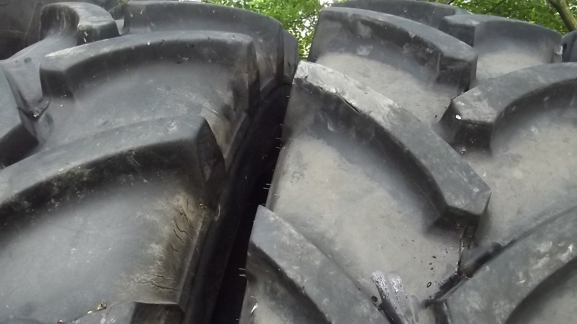 John Deere - 520/70R38 — zdjęcie 1