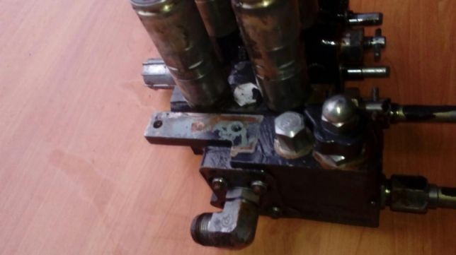 Rozdzielacz hydrauliczny Massey Ferguson 6120,6130,6140,6150,6160,6170 — zdjęcie 3