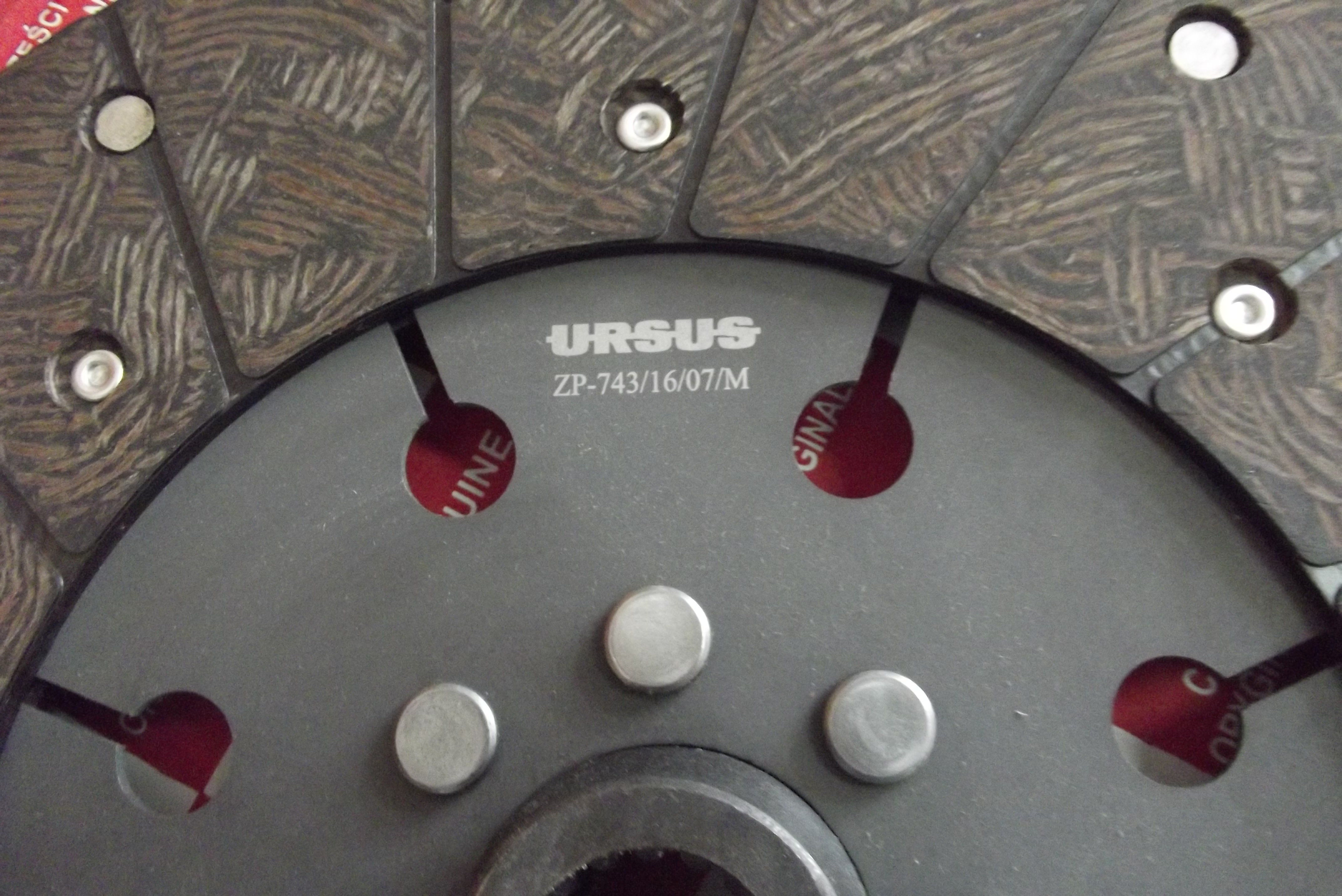Tarcza sprzęgła FI 325 , 18 frezy URSUS C 385 ORYGINAŁ .    — zdjęcie 2