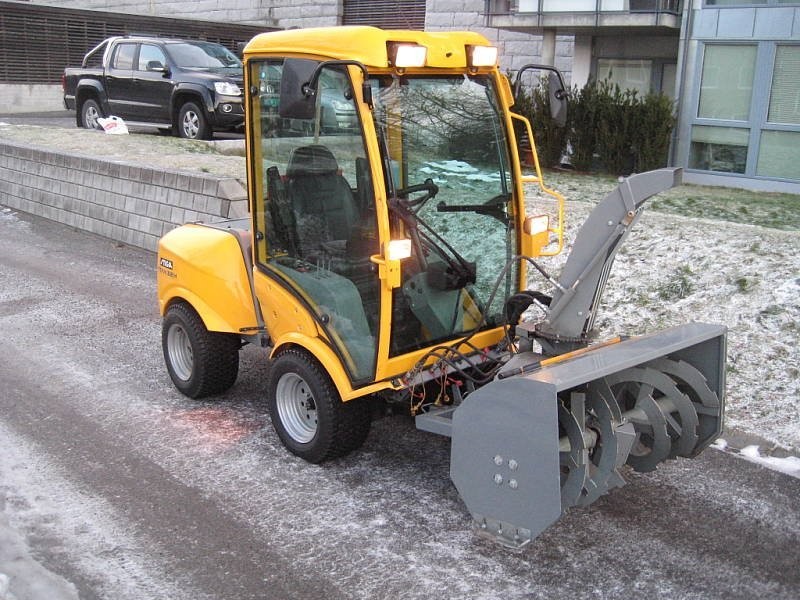 Stiga Titan 32H — zdjęcie 2