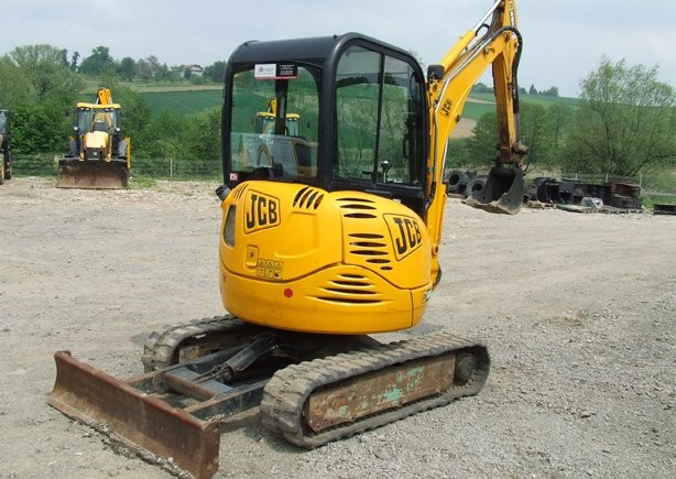 minikoparka JCB 8025 ZTS z roku 2008/// — zdjęcie 4