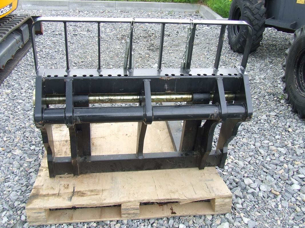 Karetka z widłami Manitou modele MT732, MT932, MT1030, MT113 — zdjęcie 3
