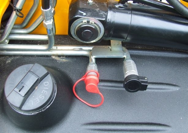 Koparko Ładowarka JCB 3CX z roku 2010 — zdjęcie 2