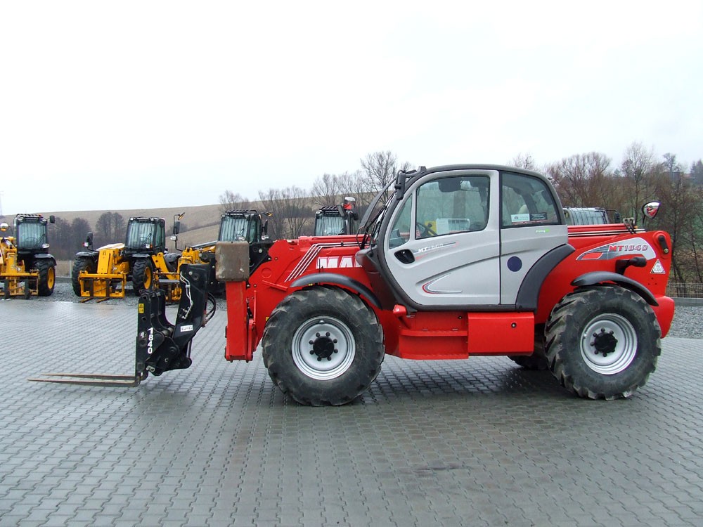 Ładowarka teleskopowa MANITOU MT 1840 na łańcuchu — zdjęcie 2