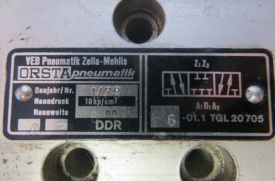 Rozdzielacz Orsta TGL 26223 06-307.33 092.11 307.33 — zdjęcie 2