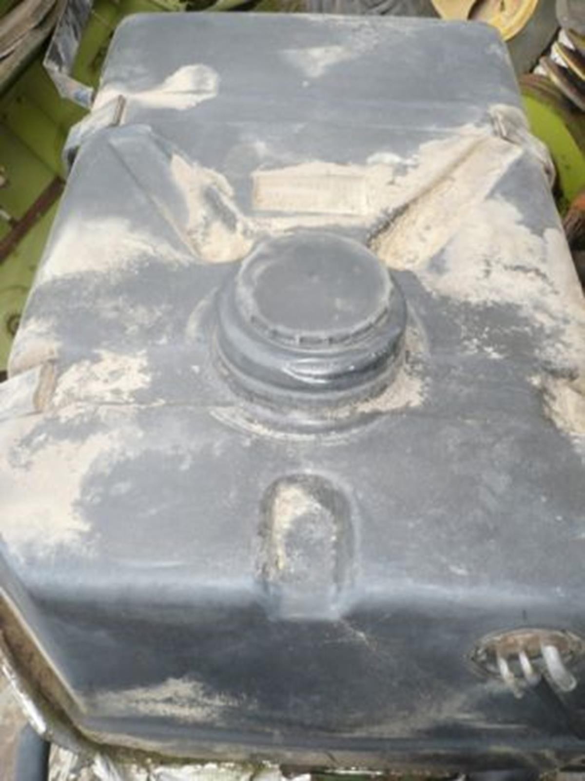 Zbiornik Paliwa Renault 110,14 110,54 120,54 120,14 155,54 160,94. — zdjęcie 1