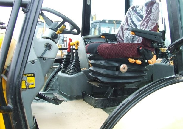koparko ładowarka JCB 3CX Super- rok 2001 — zdjęcie 3