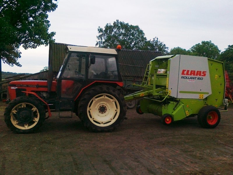 Claas Rollant 160 04r. stan idealny — zdjęcie 5
