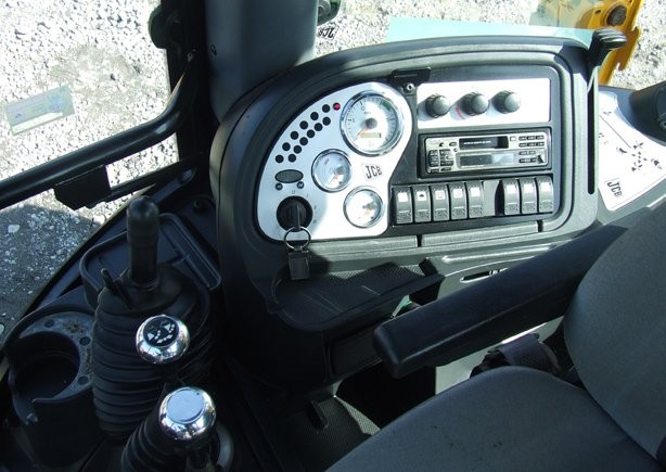 koparko ładowarka JCB 3CX Contractor z roku 2007, — zdjęcie 4