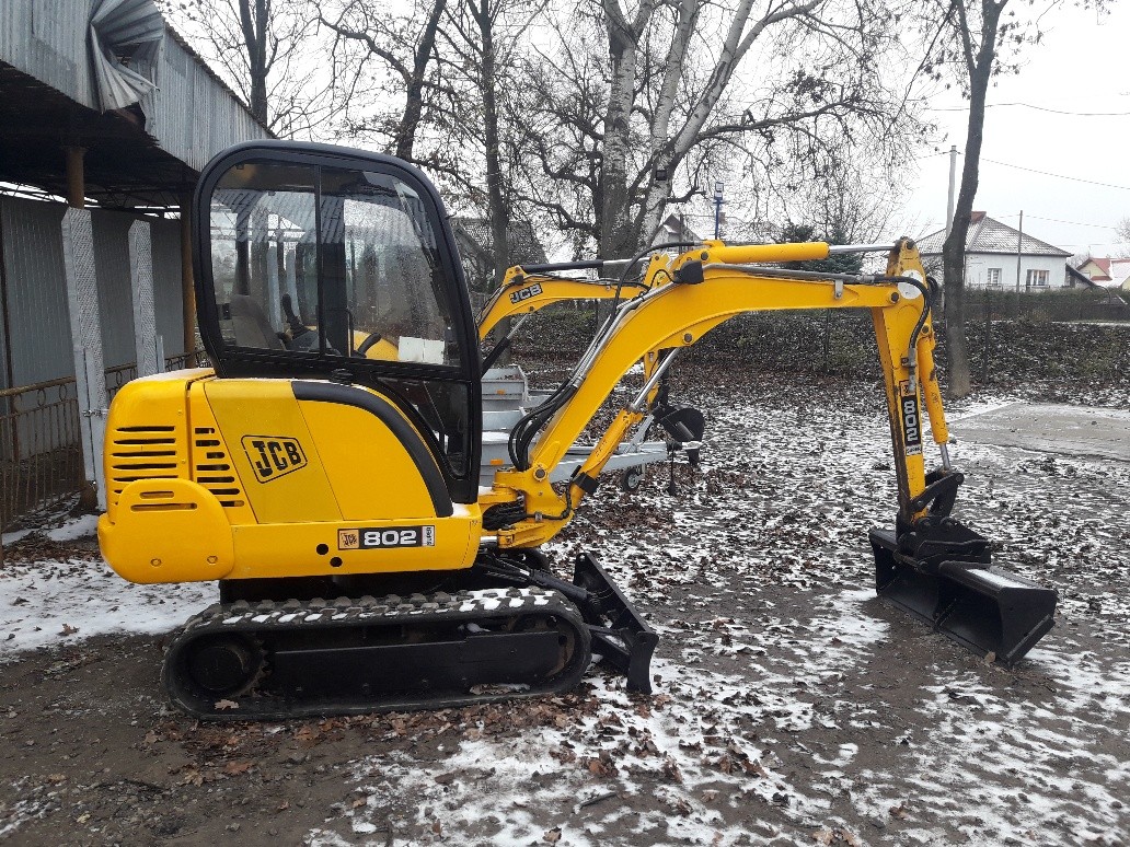 JCB 802 Super 2004 rok - mini koparka gąsienicowa — zdjęcie 1