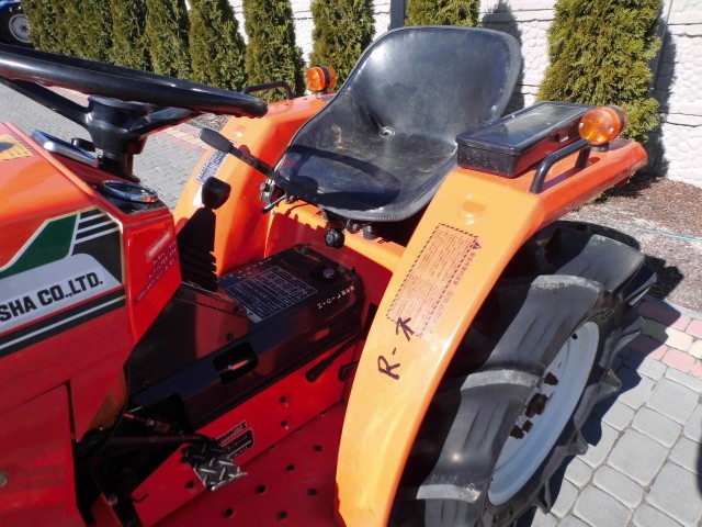 Hinomoto C144 14KM 4x4 kubota iseki mitsubishi super stan — zdjęcie 4