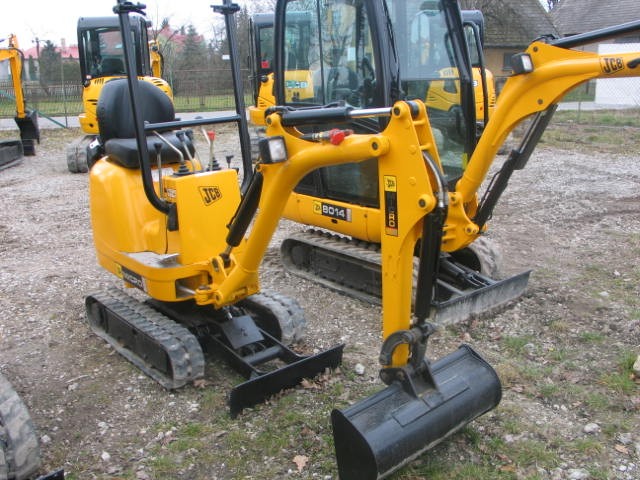 JCB Micro 8008 z 2010 roku - okazja — zdjęcie 5