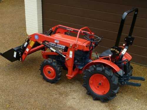 Kubota B-70I00 - 2008 — zdjęcie 2