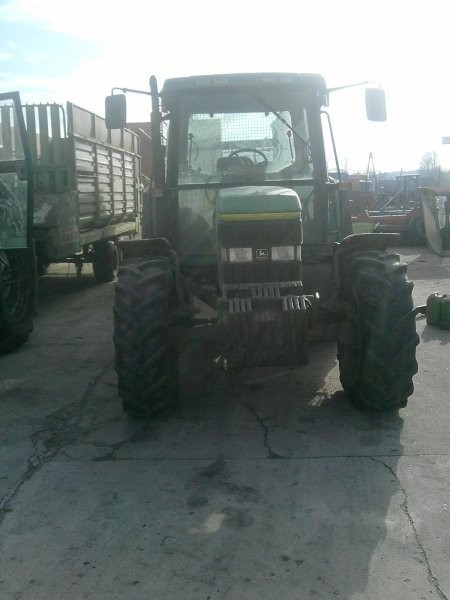 SPRZEDAM CIĄGNIK JOHN DEERE 6400 — zdjęcie 2