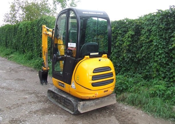 MINI KOPARKA JCB 8014 z roku 2008 — zdjęcie 2