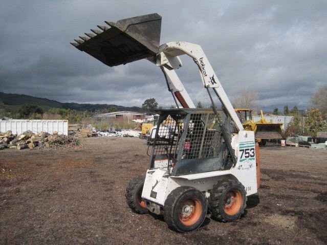2000 Bobcat 753F — zdjęcie 2