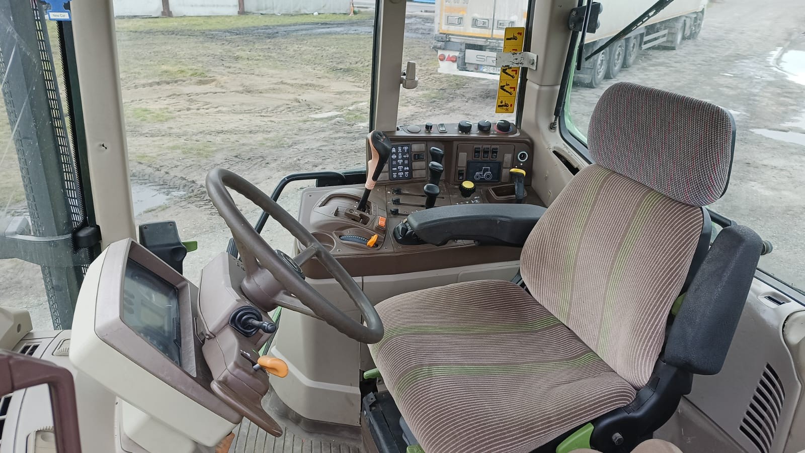 John Deere 6520 Premium — zdjęcie 4