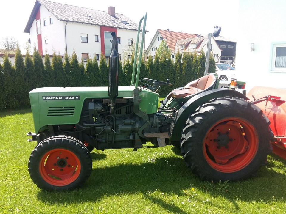 Ciągnik Fendt Farmer V-II03 — zdjęcie 3
