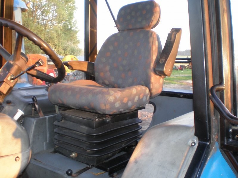 Mtz PRONAR 1221 2004r stan idealny 1400mth 130km — zdjęcie 5