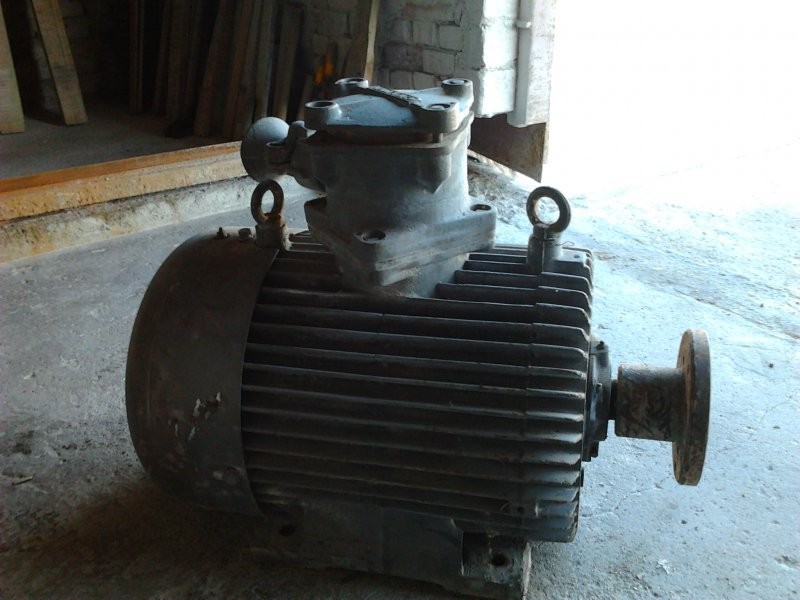 Sprzedam silnik elektryczny 3-fazowy 30kw — zdjęcie 2