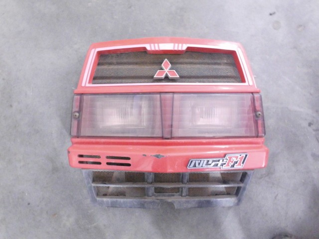 Grill atrapa oryginalny mitsubishi MT14 16 18 20 mini traktor — zdjęcie 1