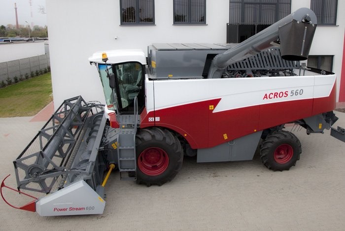 Kombajn Rostselmash ACROS 560 — zdjęcie 1