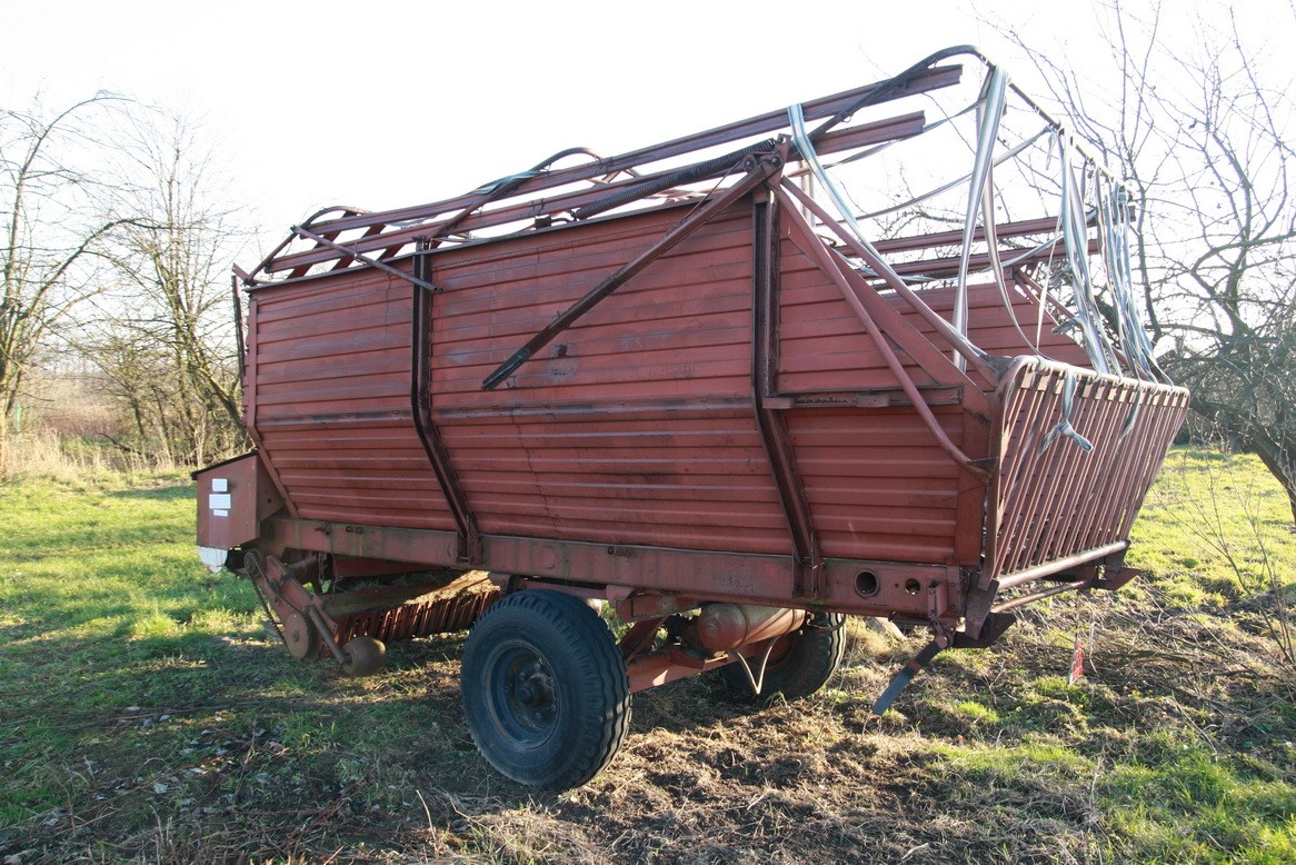 Przyczepa samozbierająca TO55 - Agromet Kunów — zdjęcie 4