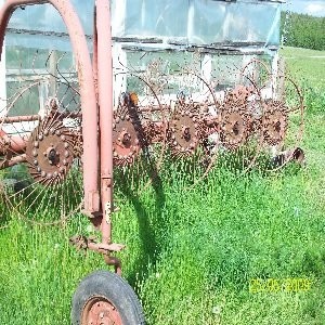 Sprzedam przetąsarka, zgrabiarka 5kołowa ciągnik — zdjęcie 3
