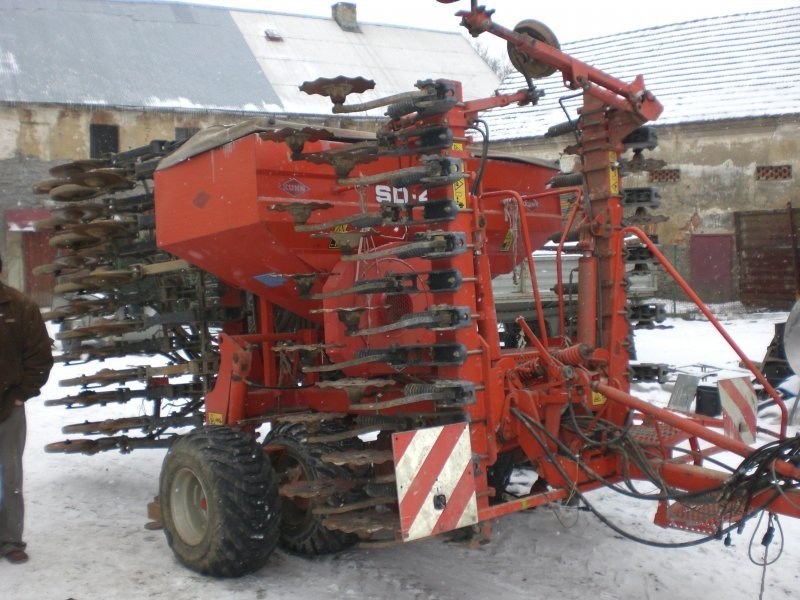 Kuhn bezorkowy sd 4500