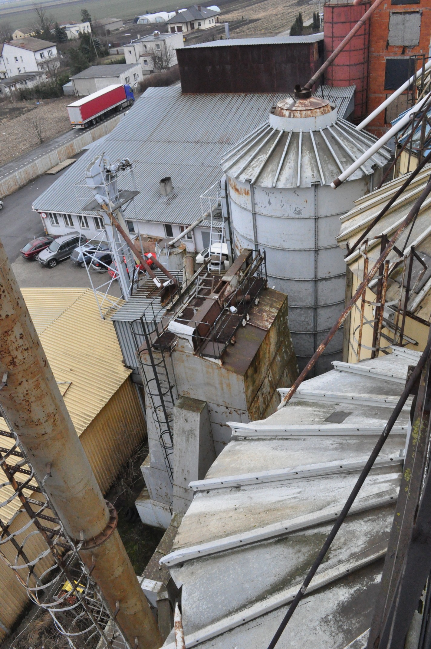 Sprzedam młyn zbożowy wraz z infrastrukturą — zdjęcie 3