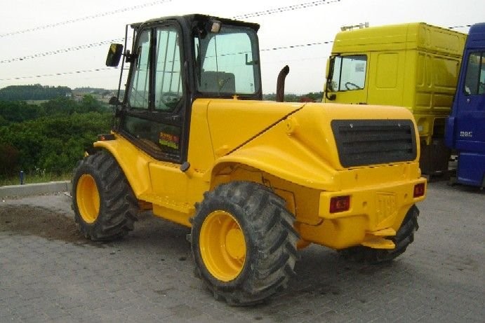 JCB Ładowarka teleskopowa 520-50. udźwig 2000kg podnosz 5m — zdjęcie 1