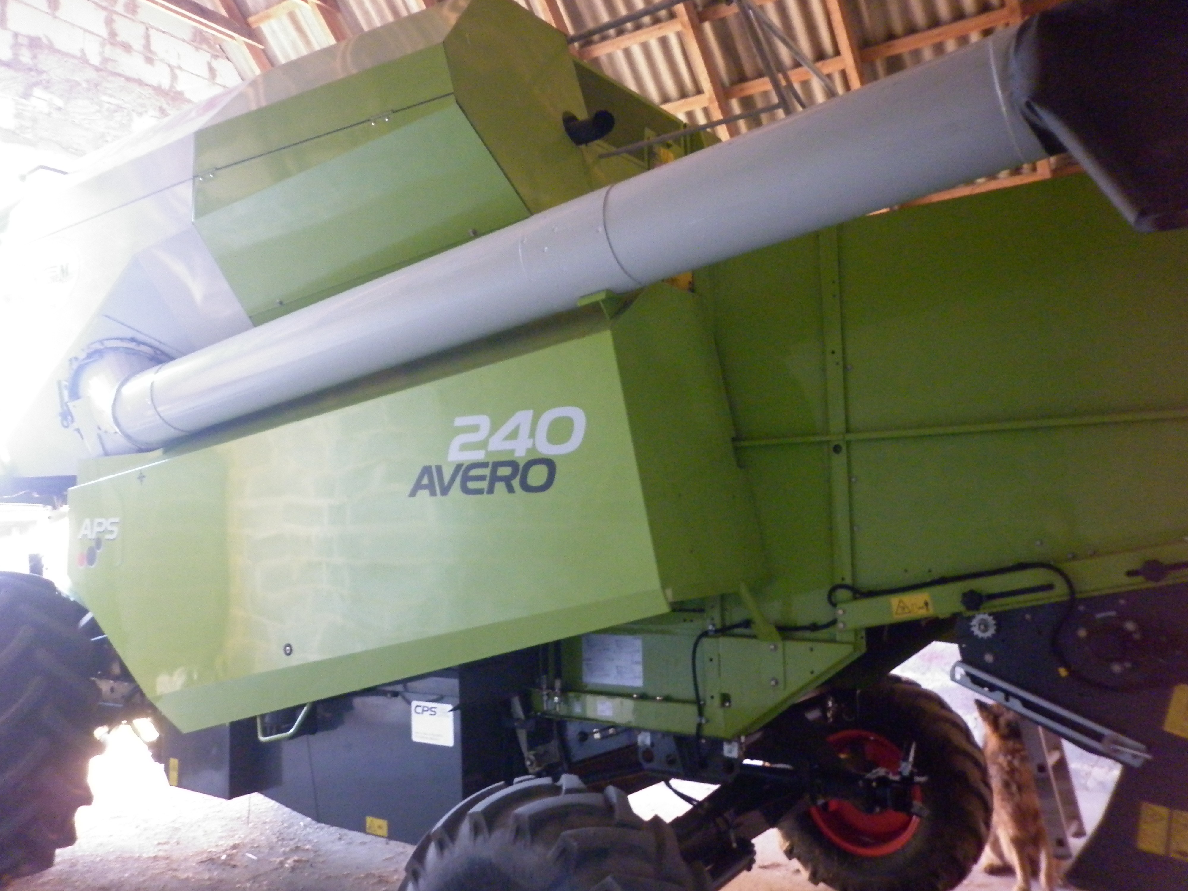 Sprzedam kombajn Claas Avero 240 — zdjęcie 2