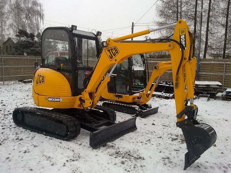 JCB 8032 zts rocznik: 2003 --- koparkikrakow.pl — zdjęcie 4