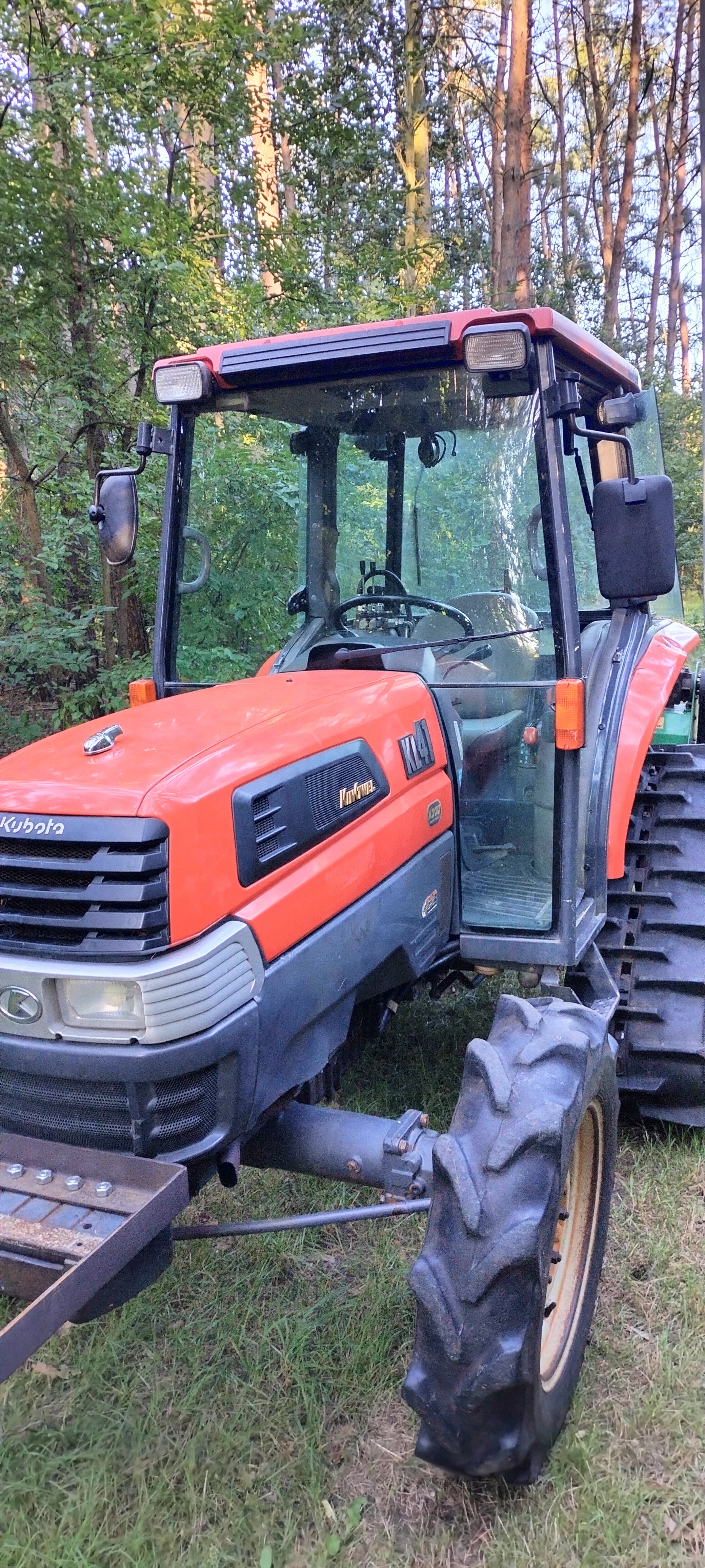 Traktor gąsienicowy Kubota KL41 — zdjęcie 7