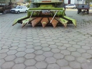 PRZYSTAWKA DO KUKURYDZY CLAAS — zdjęcie 1