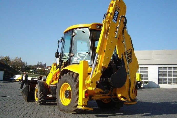 SUPER OKAZJA Rok 2008. NOWA koparko ładowarka JCB — zdjęcie 1