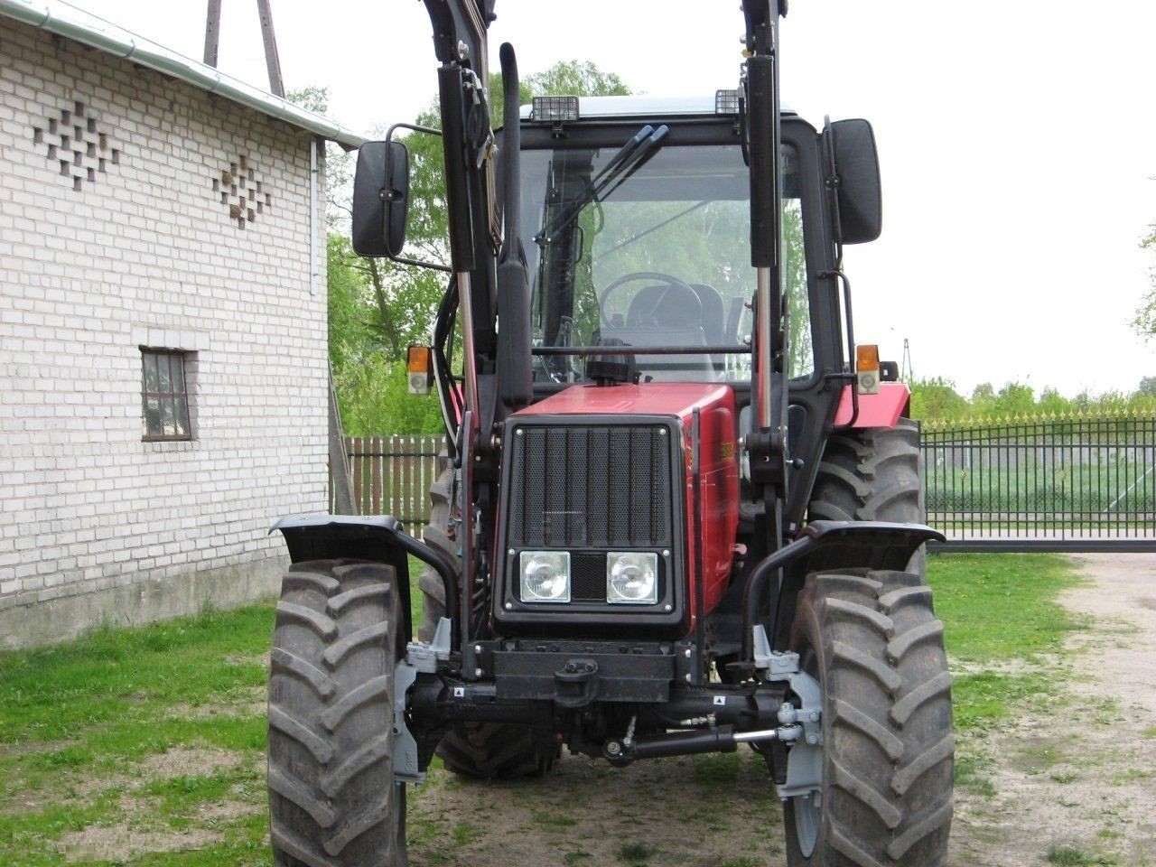 Belarus 9 5 2  Ciagnik — zdjęcie 5