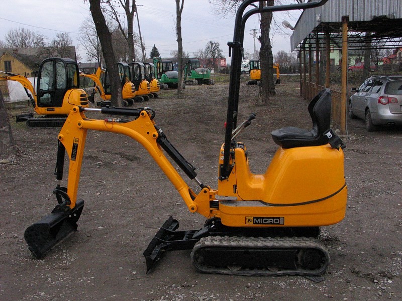 JCB Micro 2010  — zdjęcie 1