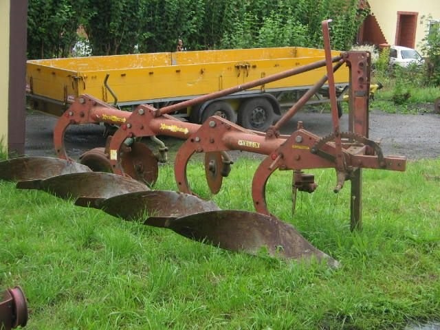 Pług czteroskibowy kraweland — zdjęcie 2