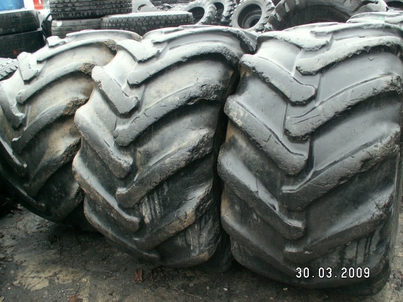 opony używane Nokia 700/50-26.5 LS2